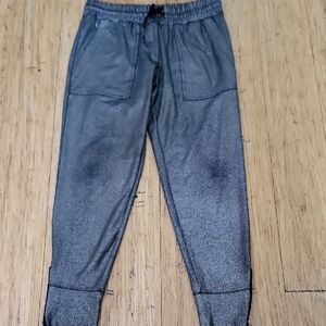 Six/Fifty Stylish Gray Metallic Med Jogger Pants